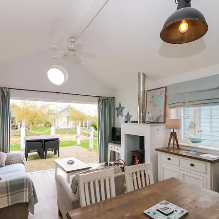 Sea Breeze Дом отдыха Файли